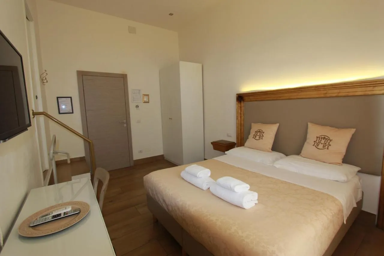 *** Bed & Breakfast Art Atelier Accomodation Guest House Rom Italien