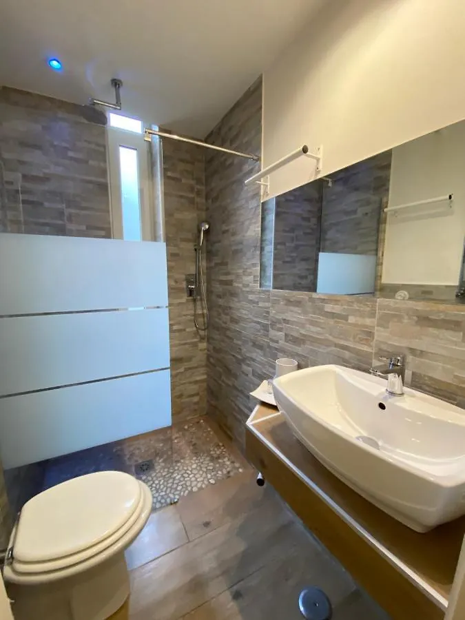*** Bed & Breakfast Art Atelier Accomodation Guest House Rom Italien