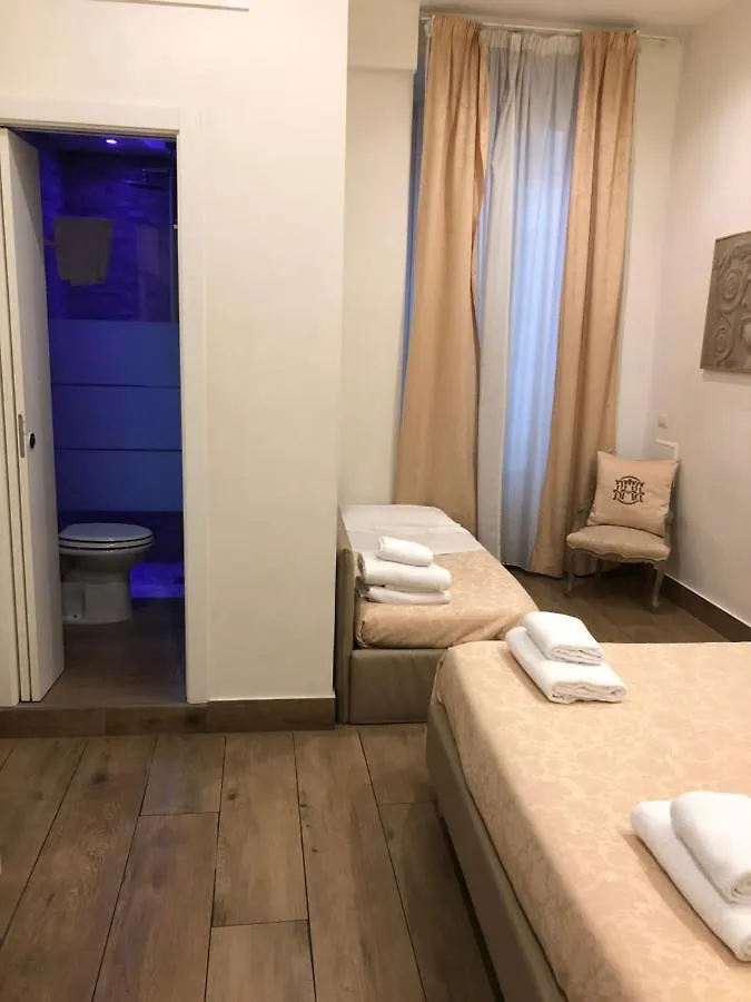 Bed & Breakfast Art Atelier Accomodation Guest House Rom