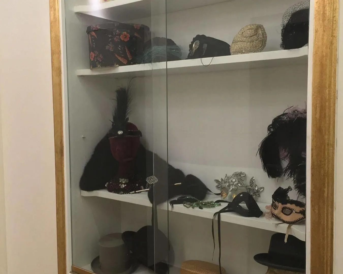 Art Atelier Accomodation Guest House Rome